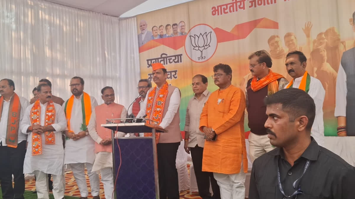 Devendra Fadnavis Road Show