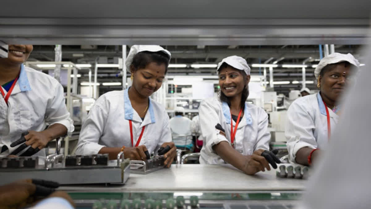Apple Launches Education Hub For Supplier Employee Skill Development In India