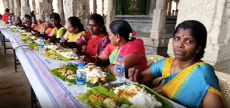 நெல்லையப்பர் கோயில் சமபந்தி நிகழ்வில் பங்கேற்றவர்கள்