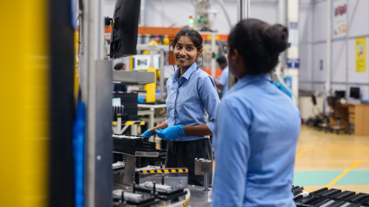 Apple Launches Education Hub For Supplier Employee Skill Development In India