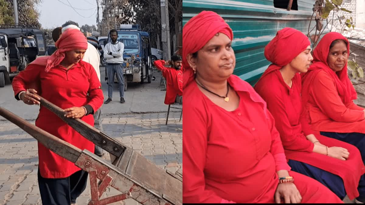 Ladies Coolies At Ludhiana Railway Station