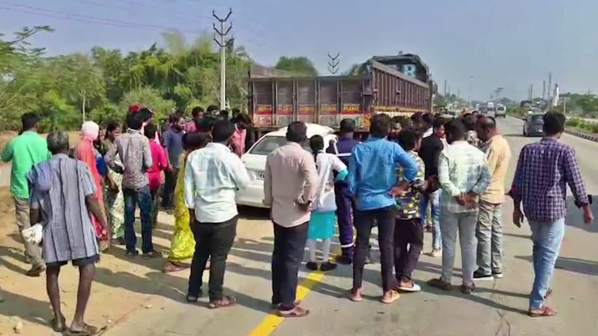 MAJOR ROAD ACCIDENT IN CHITTOOR