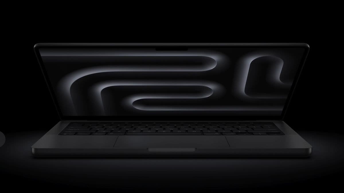apple-launches-macbook-pro-2026-in-india-with-m5-pro-m5-max-120hz-liquid-retina-xdr-display