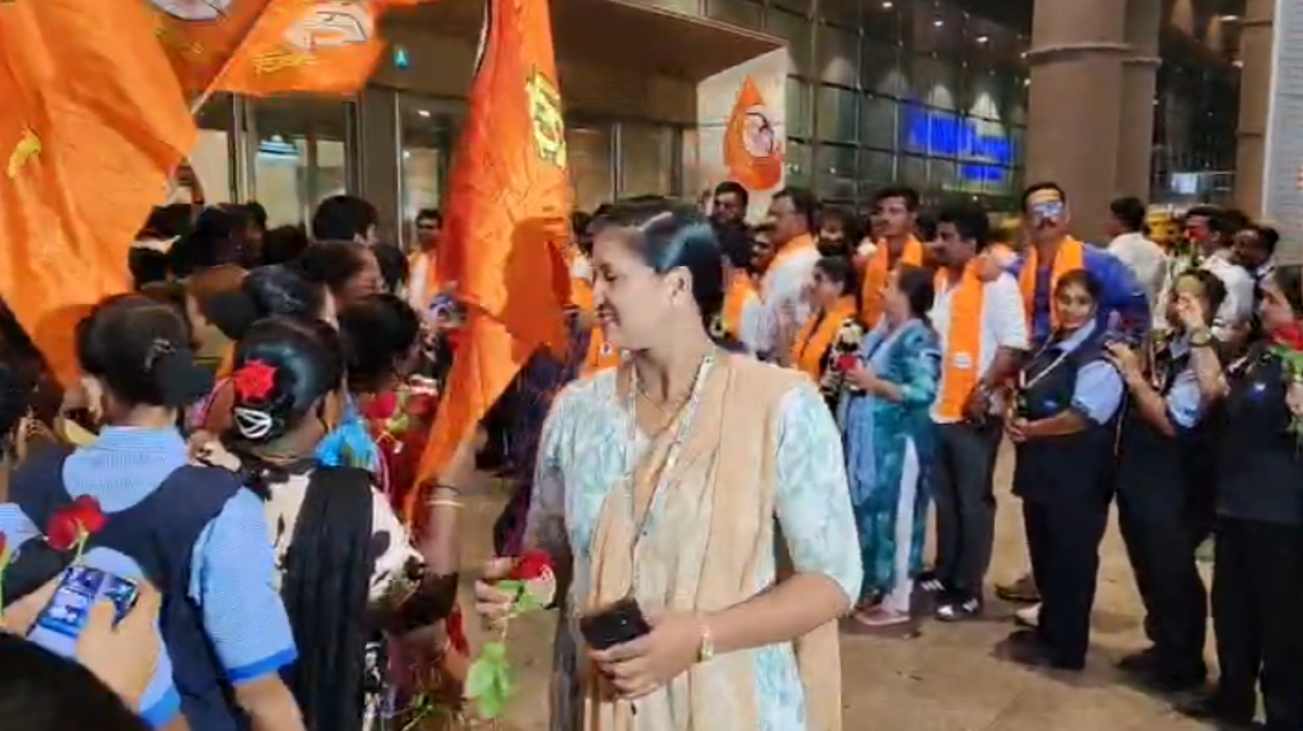 Maharastra govt launches Mission Airlift to rescue stranded indians from west asia