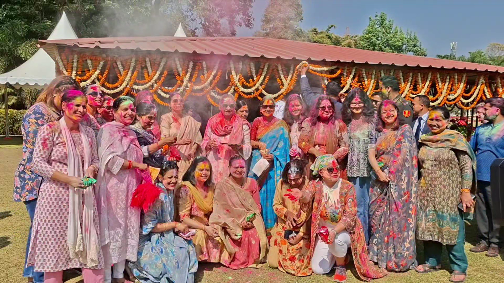 Holi Milan function at Lok Bhavan