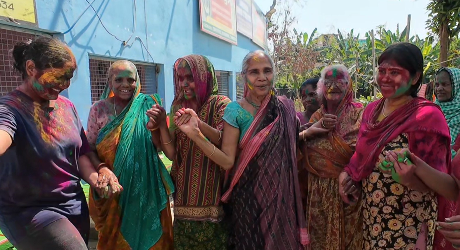 OLD AGE HOME CELEBRATE HOLI