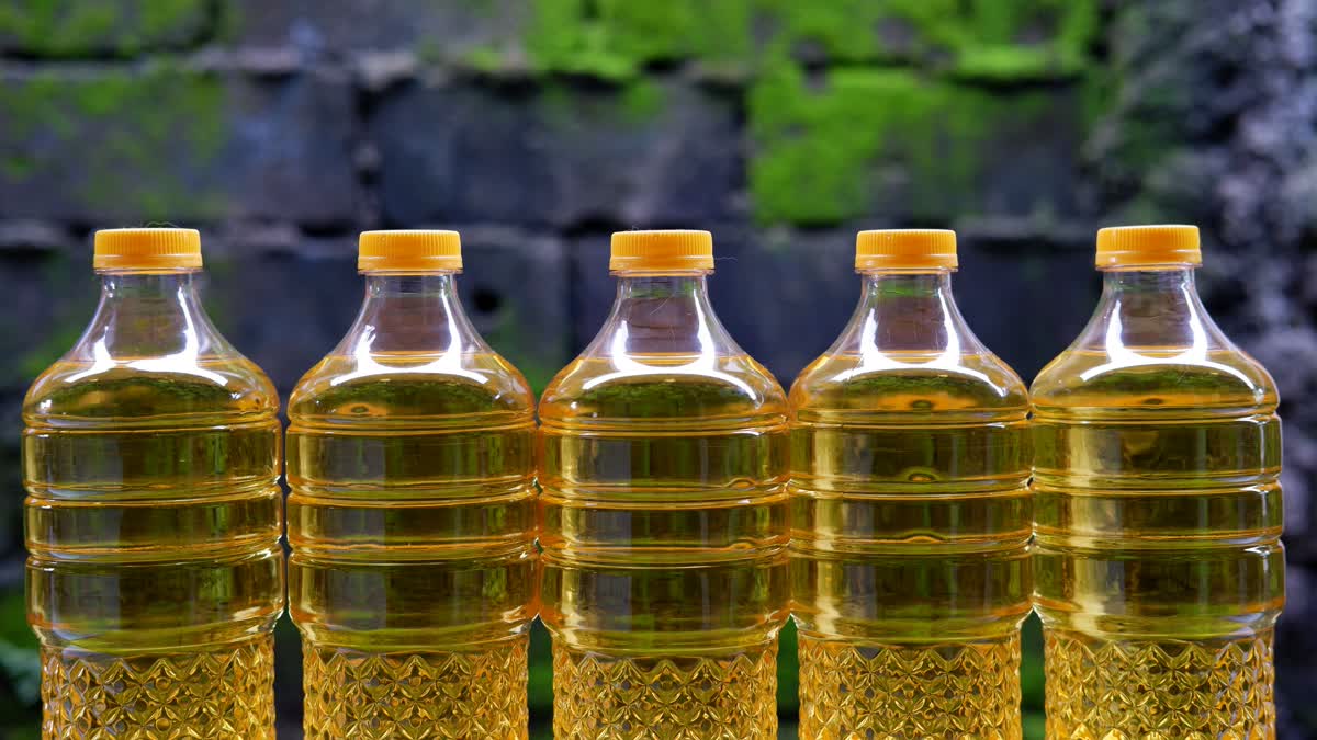 IDENTIFY FAKE COOKING OIL  IDENTIFY GENUINE AND FAKE OIL  COOKING OIL  ಅಡುಗೆ ಎಣ್ಣೆ ಅಸಲಿಯೋ ಅಥವಾ ನಕಲಿಯೋ