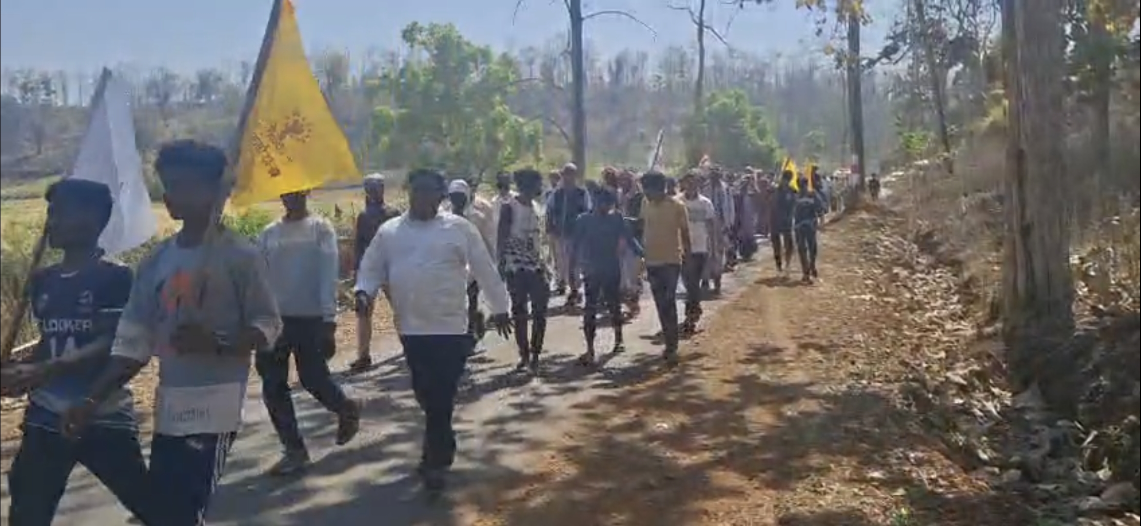 Bacchu kadu Maha Padayatra