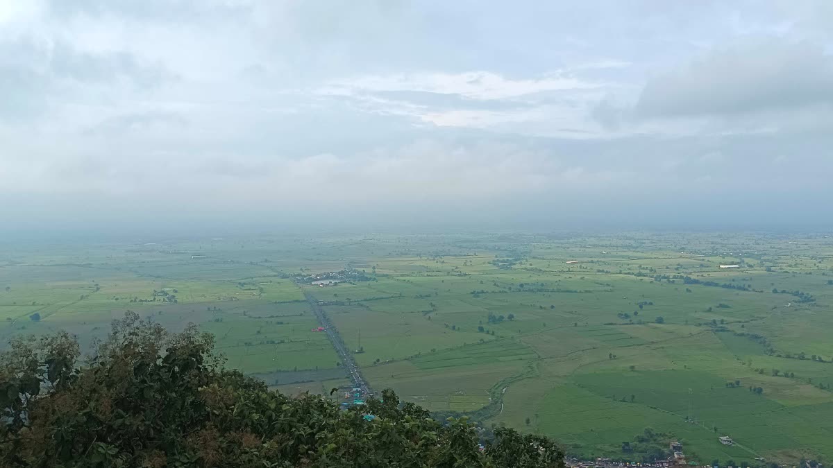 4 वेदर सिस्टम से मध्य प्रदेश में खलबली, 30 जिलों में चलेगी भयंकर आंधी,  झमाझम बारिश का अलर्ट