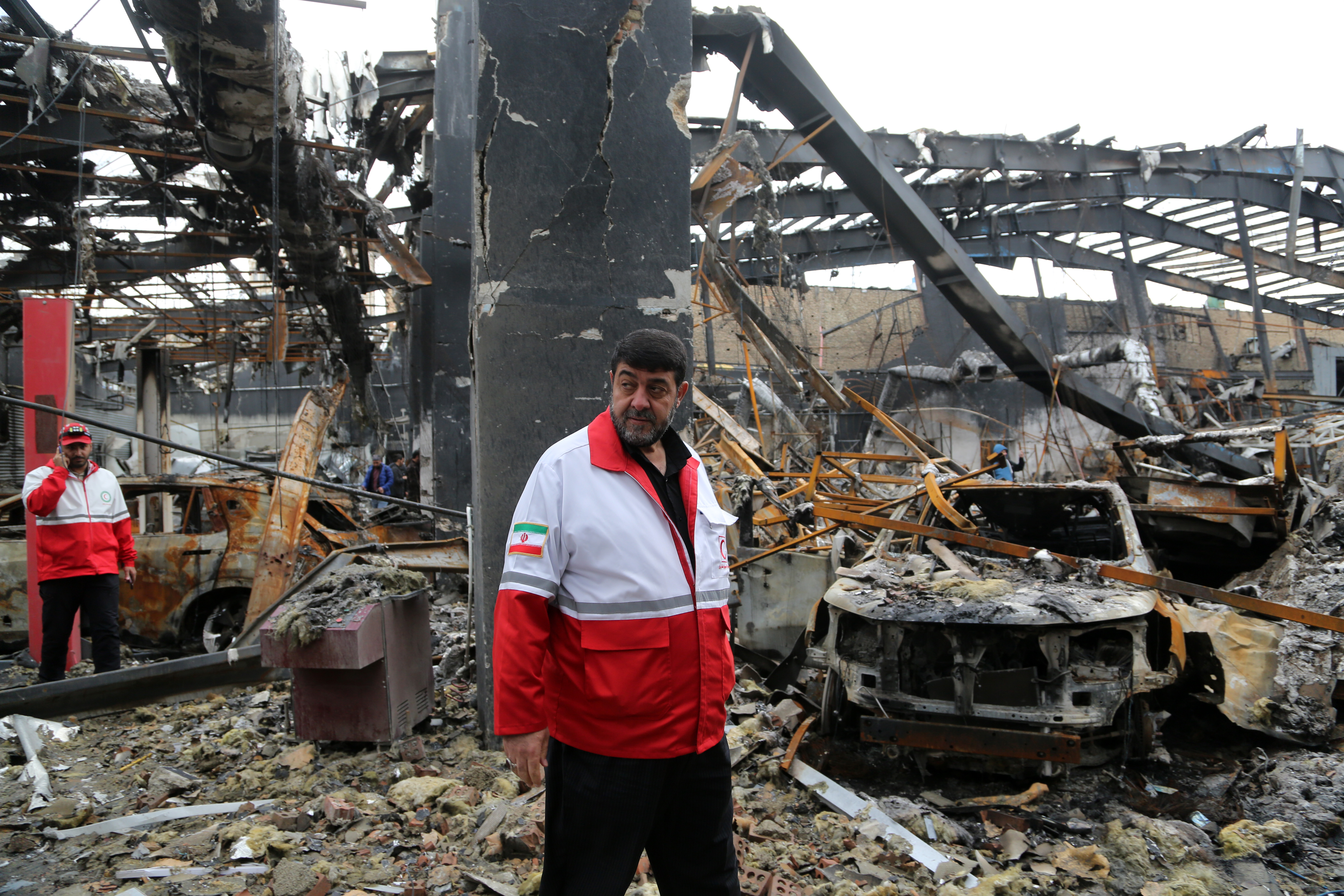 28 मार्च को तेहरान में कार सर्विस सेंटर पर अमेरिकी-इजरायल मिसाइल से हमला किया गया