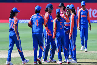 Sri Lanka beat India for the first time in ODIs in seven years and only the third time in 34 attempts.