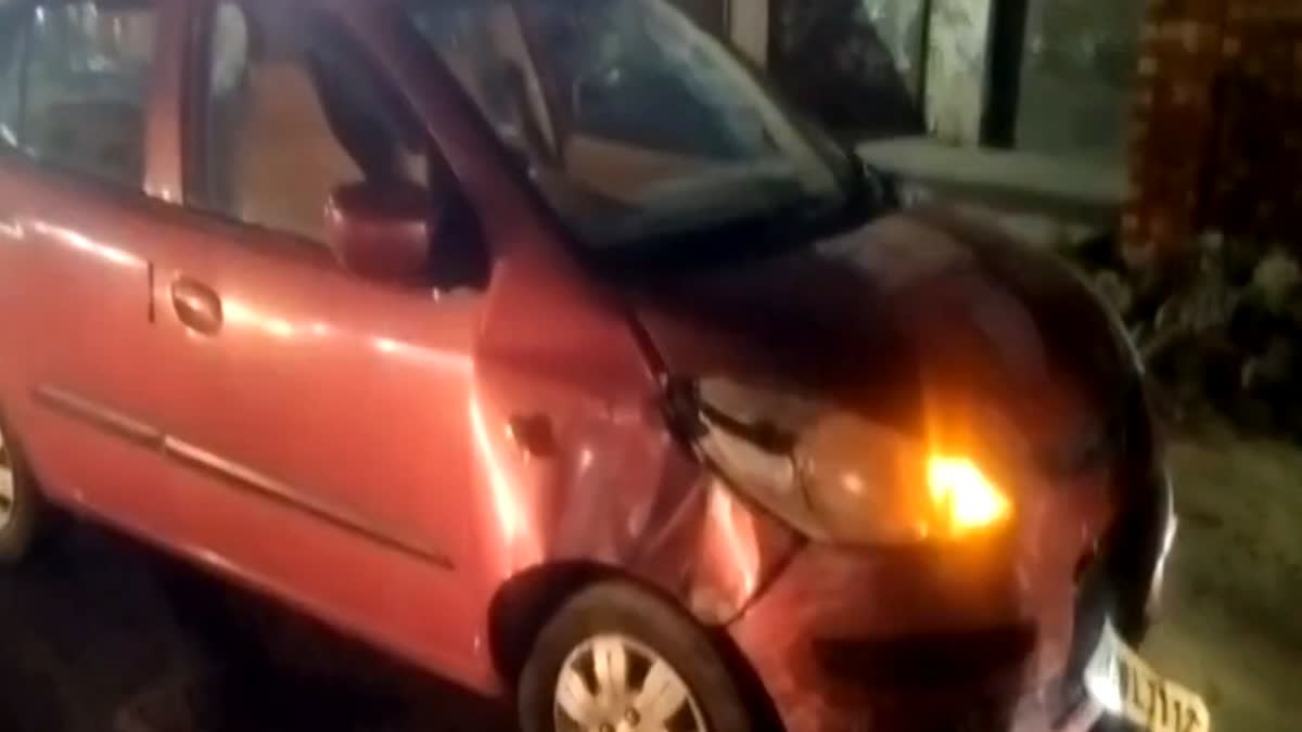 Roorkee car accident