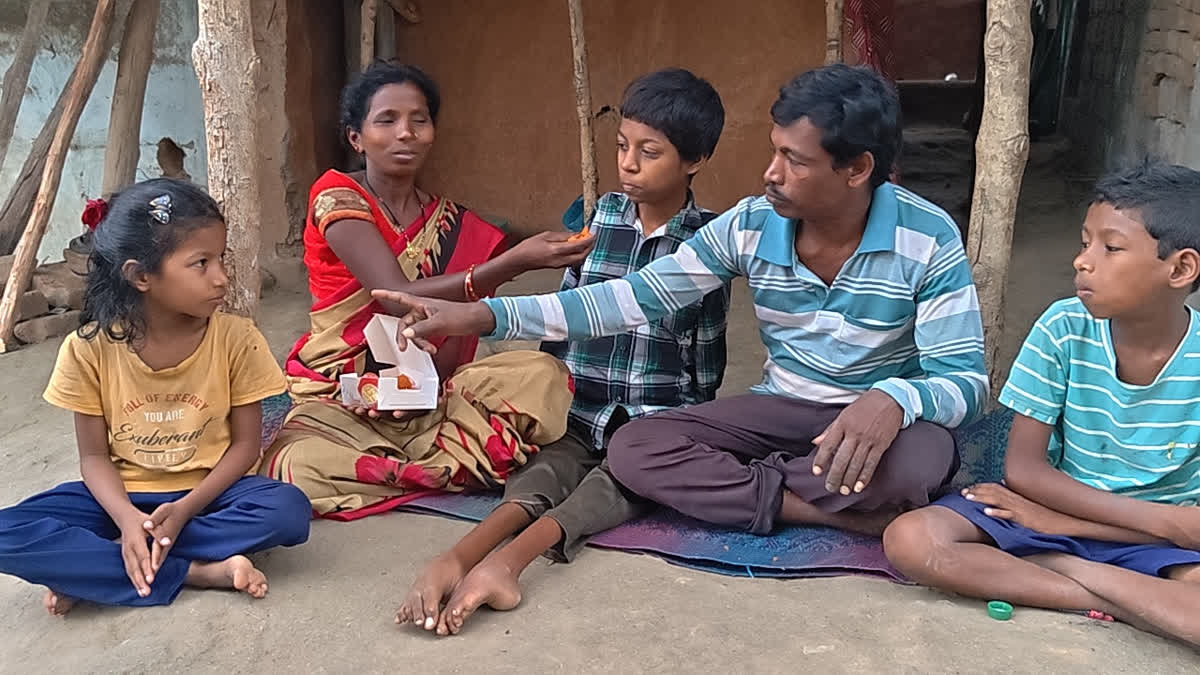 Feet In Need, Feat Indeed! Odisha Girl Laxmi Khemudu Who Wrote Answers With Feet, Clears Class 10 Exams Odisha Girl Laxmi Khemudu Who Wrote Matric Exam With Feet Clears Class 10 Board Exams Against All Odds