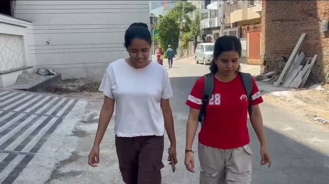 Alwar's Jyoti Saini Rescues 800 Snakes, 500 Dogs, Leads Wildlife Protection Effort