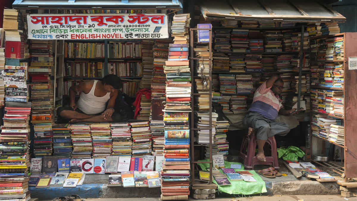 Roadside booksellers in College Street, Kolkata