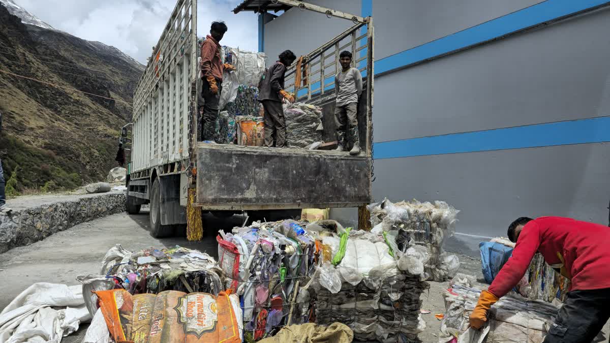 CHARDHAM PLASTIC AND SOLID WASTE