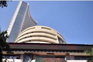 Stock Markets Slide In Early Trade Tracking Weak Global Peers, Foreign Fund Outflows