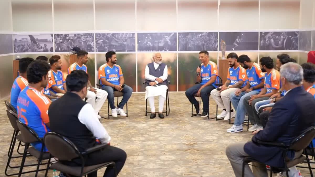 বিশ্বকাপ জয় কৰি ভাৰতত উপস্থিত হৈয়েই প্ৰধানমন্ত্ৰীৰ আতিথ্য গ্ৰহণ টীম ইণ্ডিয়াৰ - PM Modi Meets India team PM Narendra Modi
