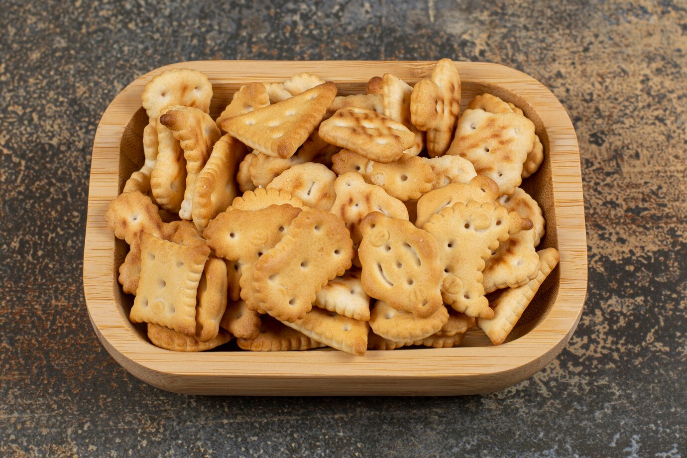 Storing food items to prevent spoilage during the rainy season is made easy with these tips from Masterchef Aruna Vijay