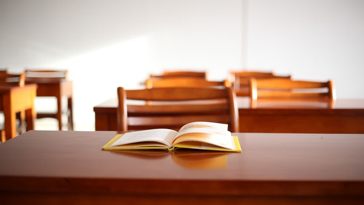 TEACHER SEXUALLY ABUSING STUDENT