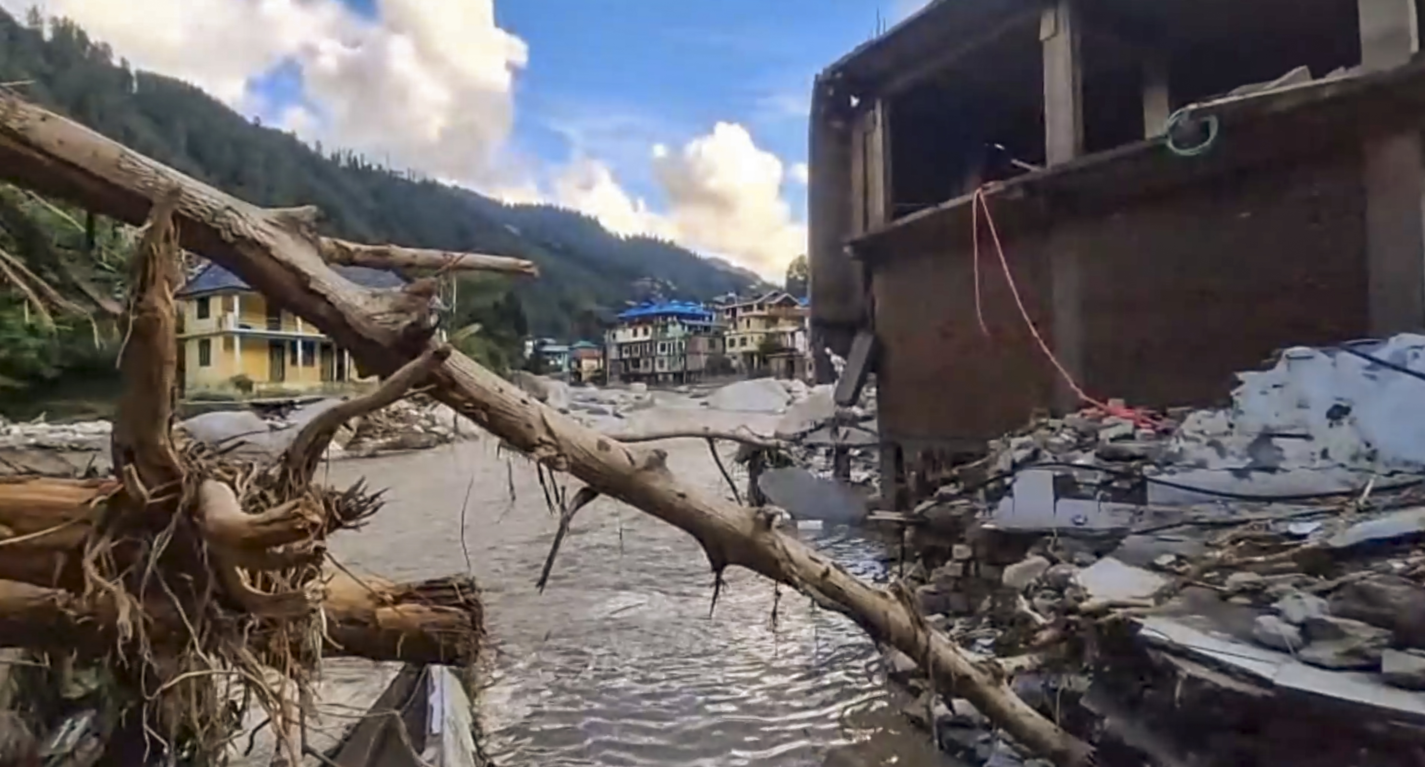 himachal cloud burst