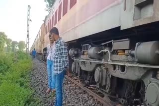WIRE FELL ON JANAKI EXPRESS