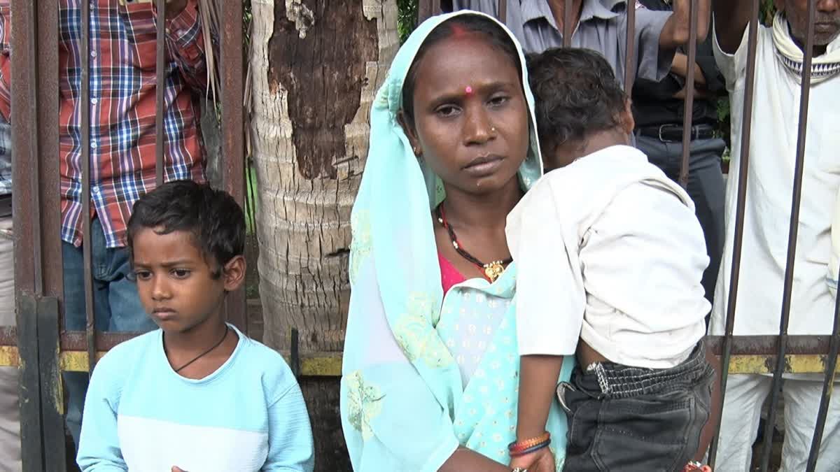 HOUSE DEMOLITION  RAIPURS NAKTI VILLAGE PROTESTS  PRADHAN MANTRI AWAS YOJANA  HOUSE DEMOLITION IN CHHATTISGARH