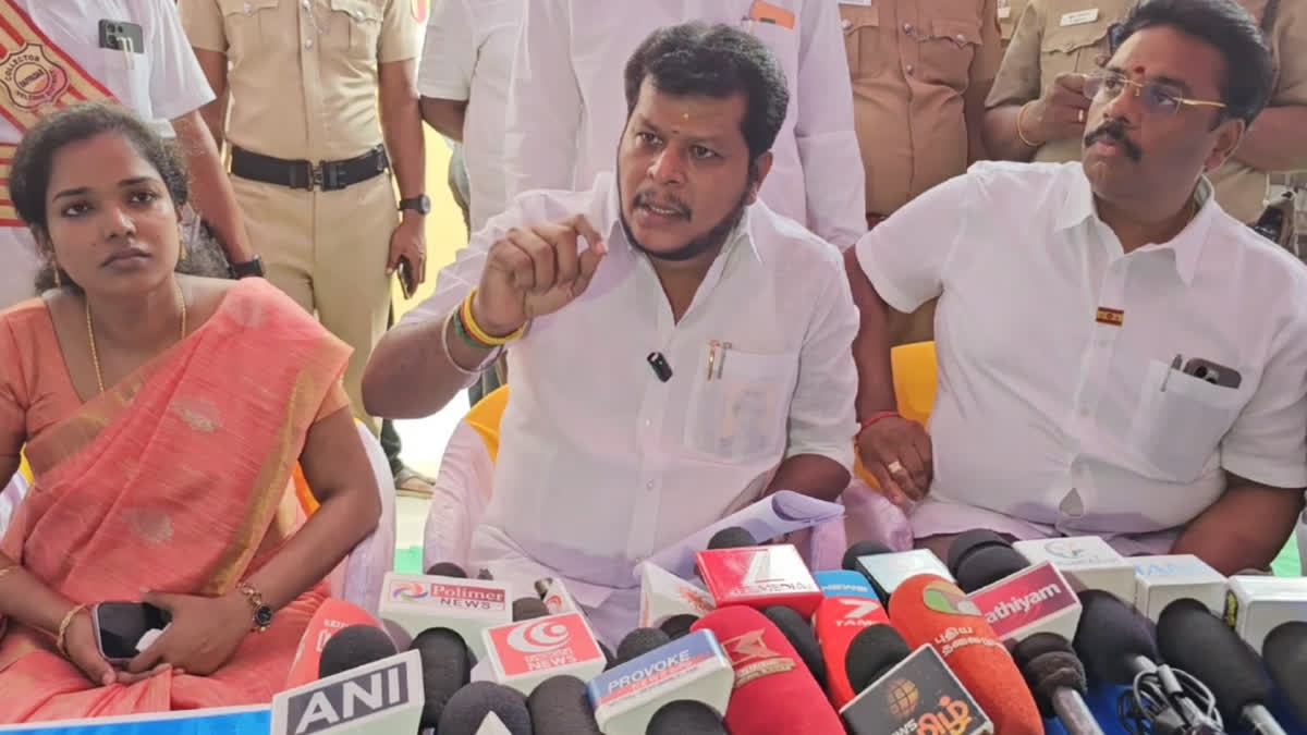 அமைச்சர் விஜய் பாலாஜி செய்தியாளர் சந்திப்பு