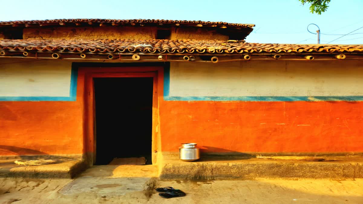 why-were-the-exteriors-of-old-houses-built-so-high