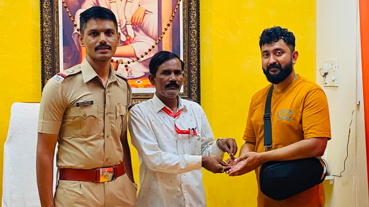 SHIRDI SAI TRUST EMPLOYEES HONESTY