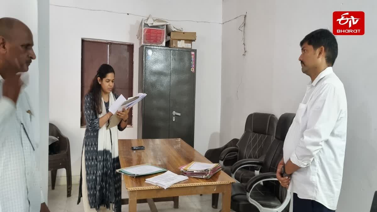 डीएम ने किया औचक निरीक्षण.