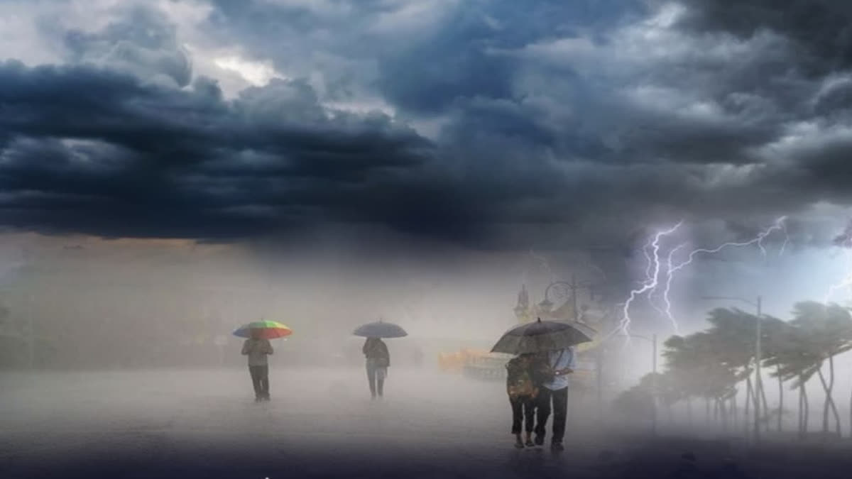 Heavy rains continue Government on alert to deal with possible situations fishermen warned of sea danger