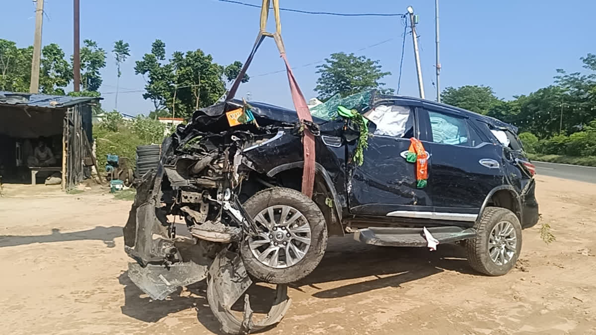 बिहार में भीषण सड़क हादसा, दो युवतियों की मौत, BJP नेत्री के नाम पर दर्ज फॉर्च्यूनर की जांच Road Accident In MUZAFFARPUR