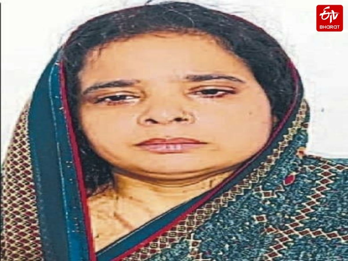 हत्यारोपी पत्नी रूबी.