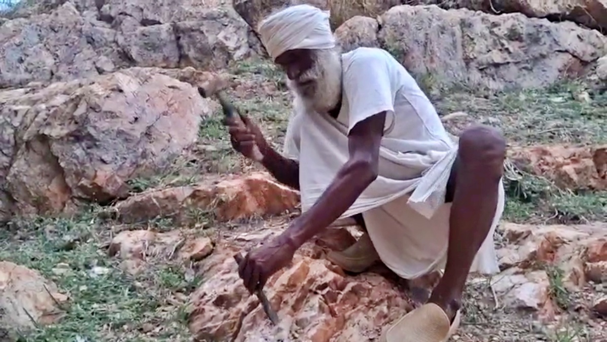Ramchandra Yadav Mountain Man 2 story