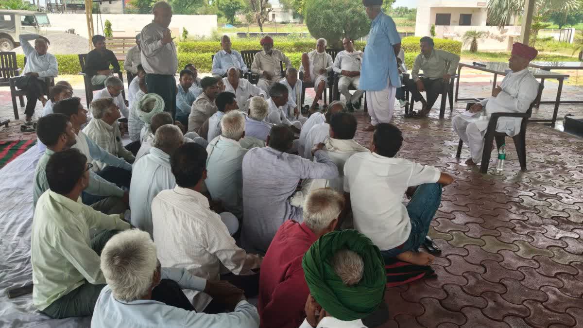 आर-पार के मूड में किसान