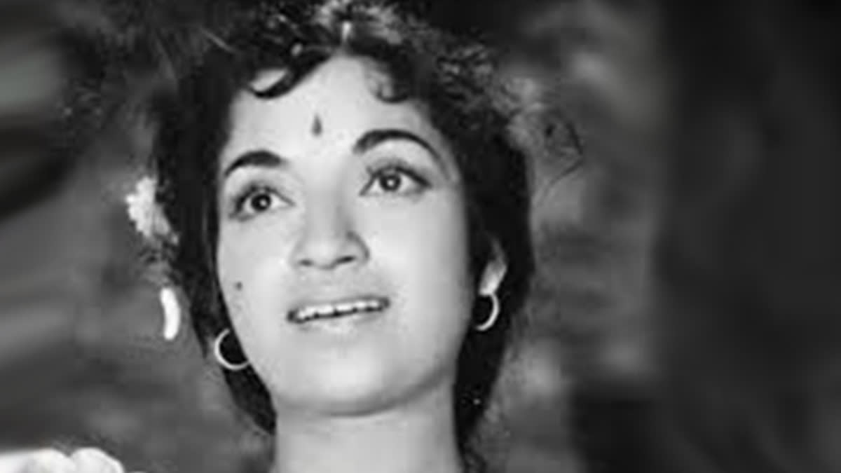 Veteran Actor Sandhya Shantaram Passes Away