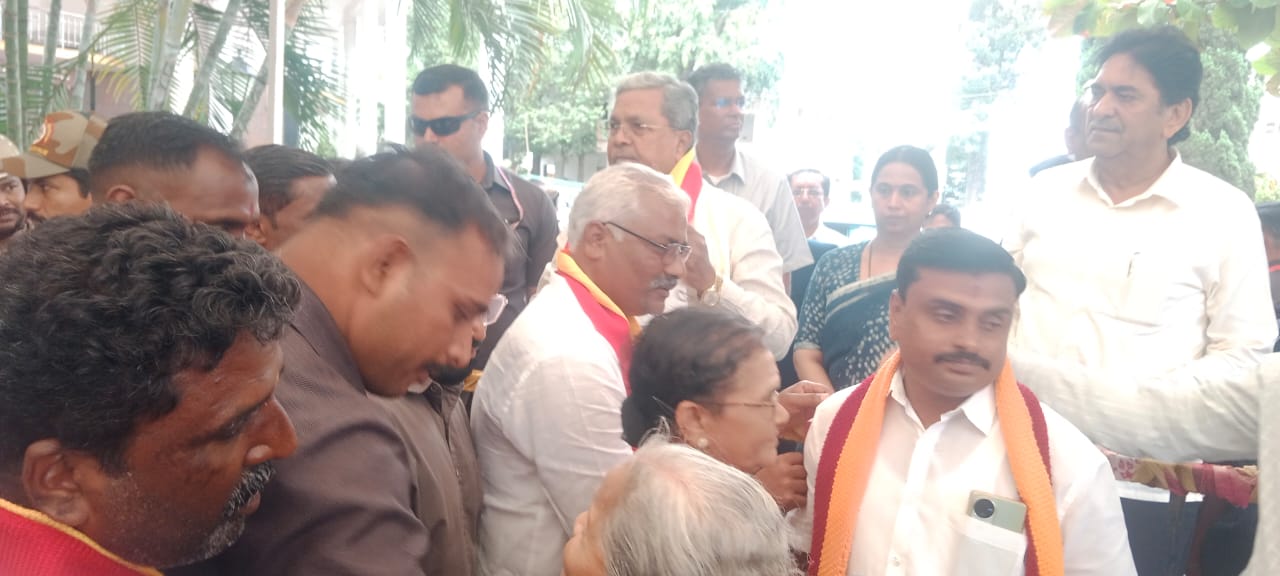 ಬೆಳಗಾವಿಯಲ್ಲಿ ಸಿಎಂ ಸಿದ್ದರಾಮಯ್ಯ ಅಹವಾಲು ಸ್ವೀಕಾರ