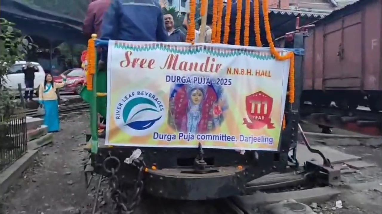 IMMERSION IN DARJEELING