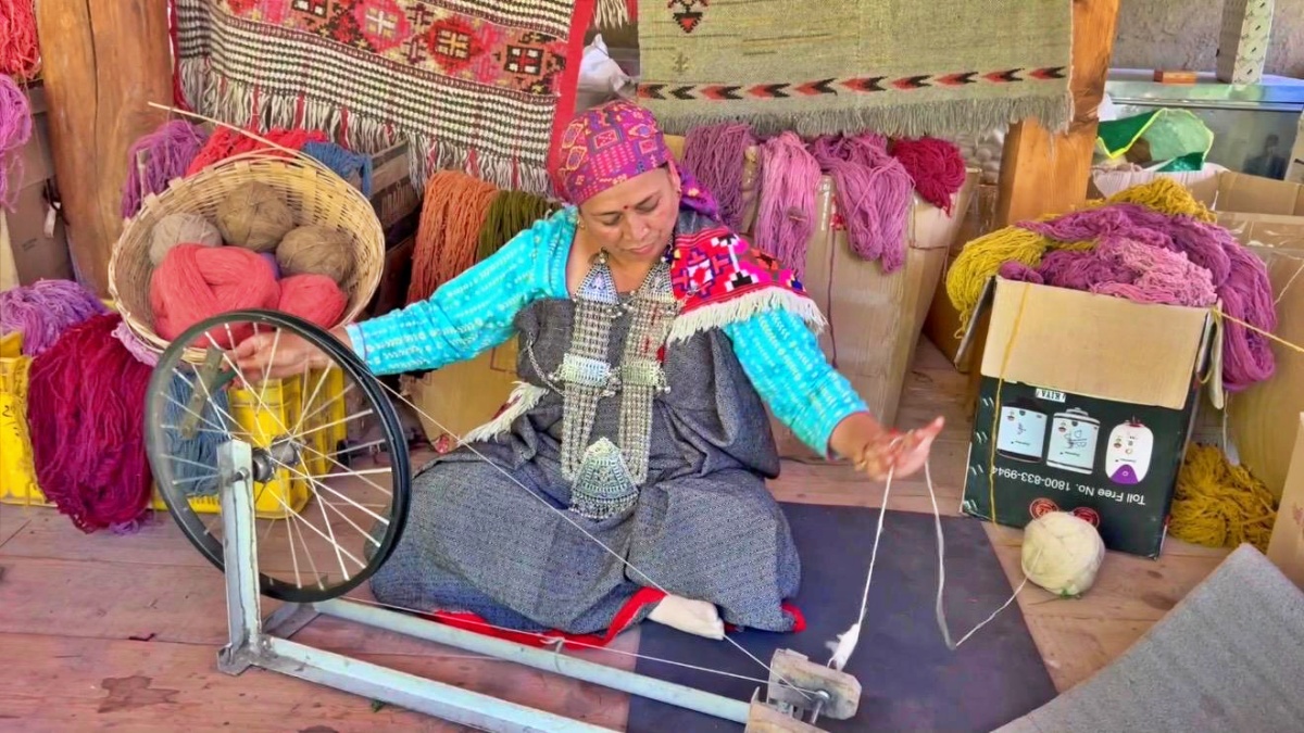 How Kullu’s Women Are Weaving A Global Future With Indigenous Wool, Natural Dyes