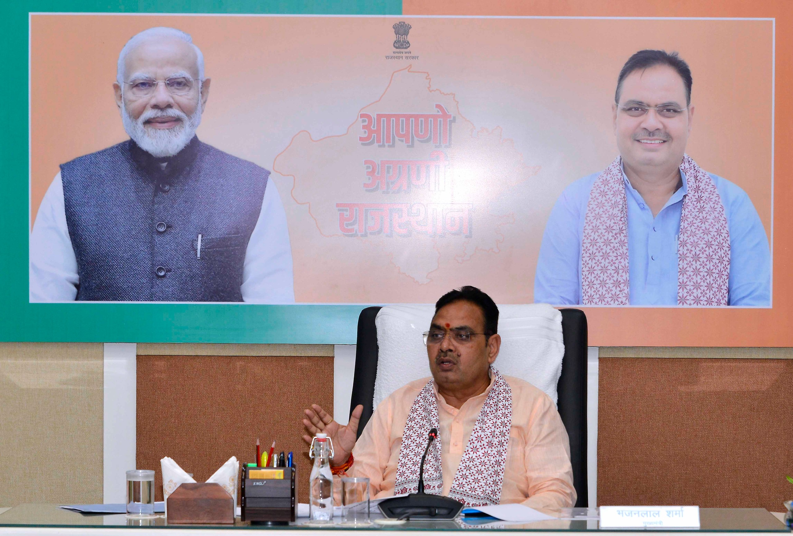 बैठक में ट्रैफिक और रोड सेफ्टी को लेकर चर्चा