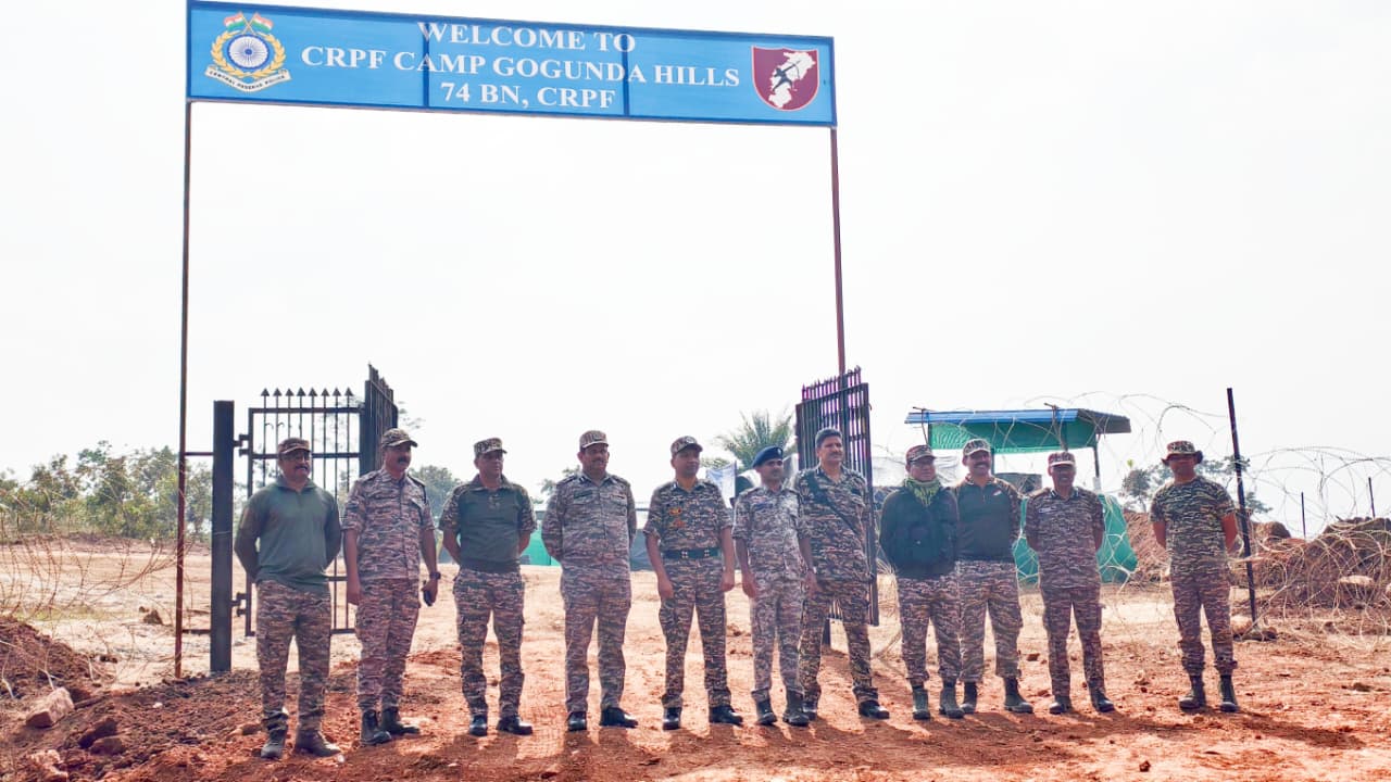 Gogunda freed from Naxal clutches