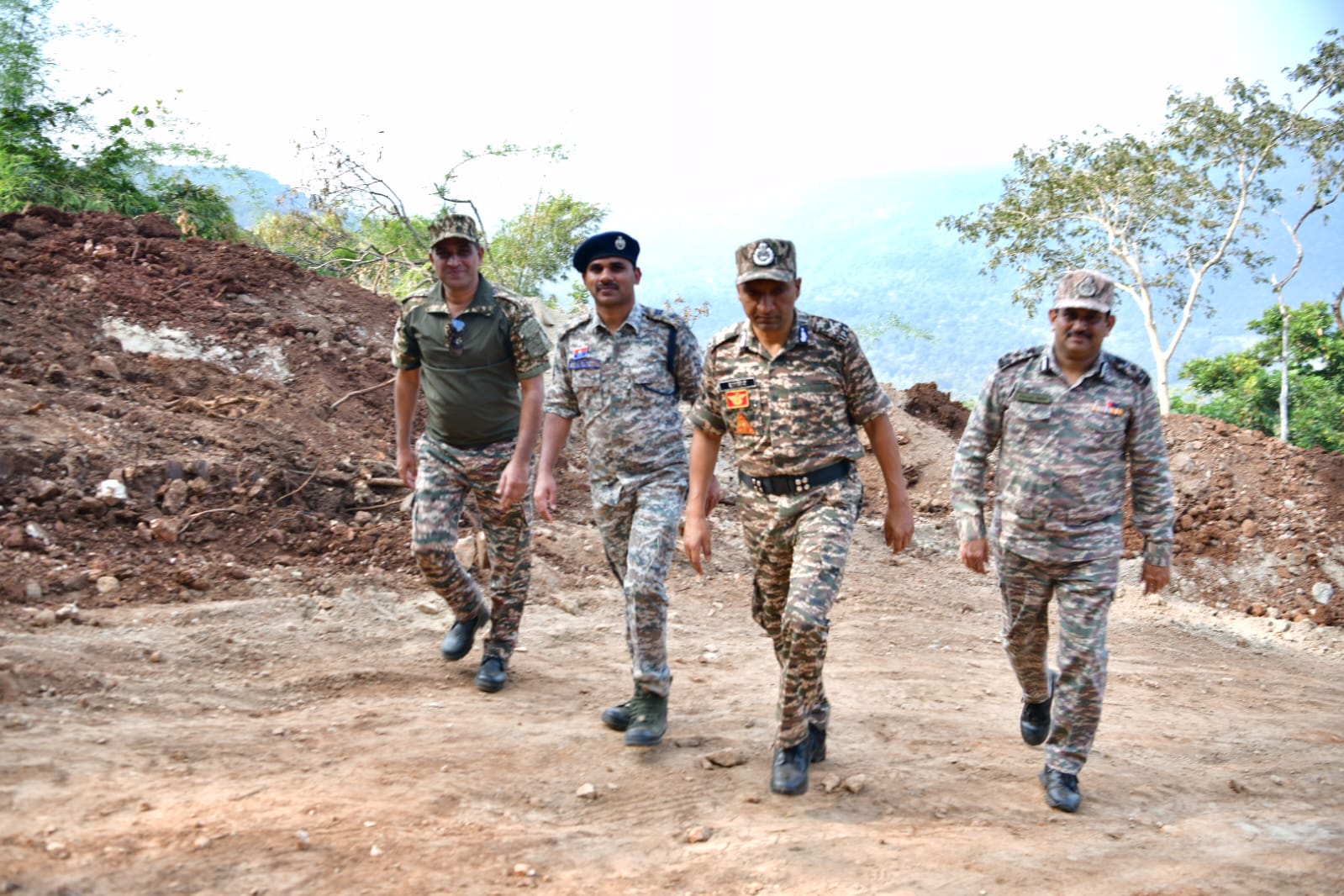 Gogunda freed from Naxal clutches