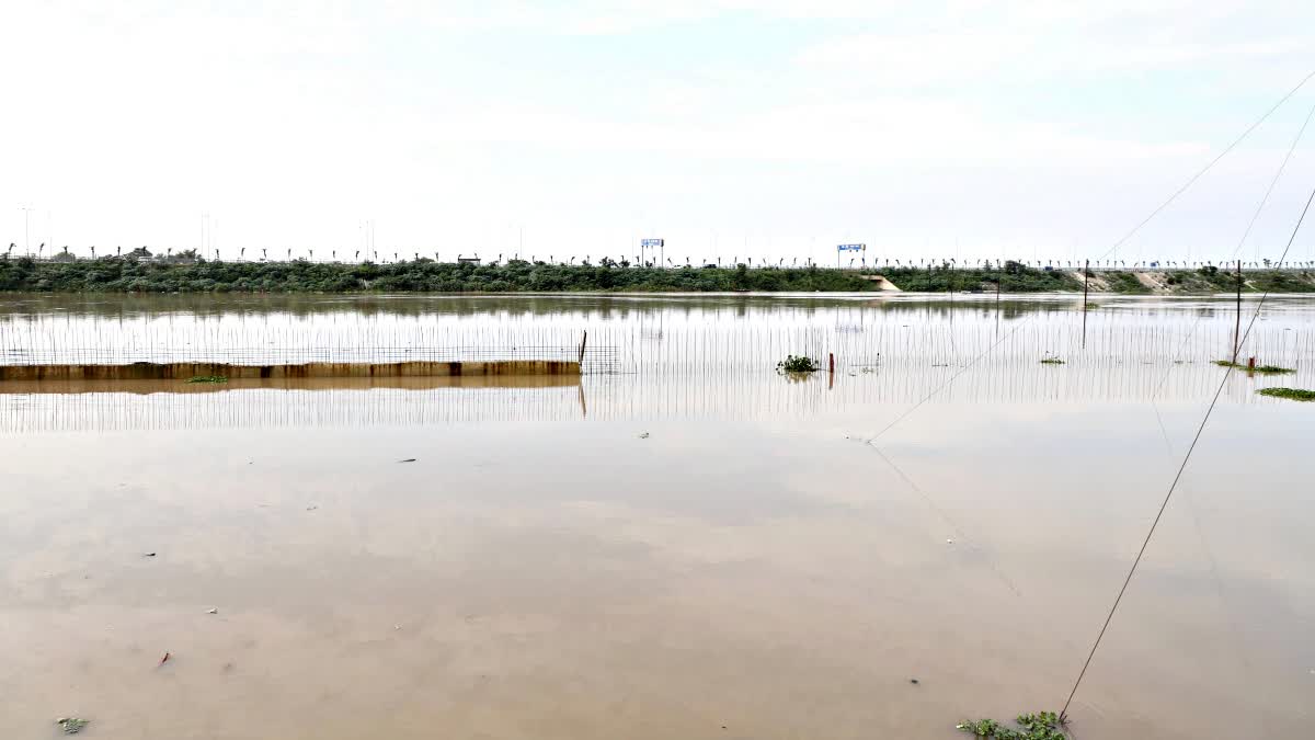 Construction of barrages in Bihar