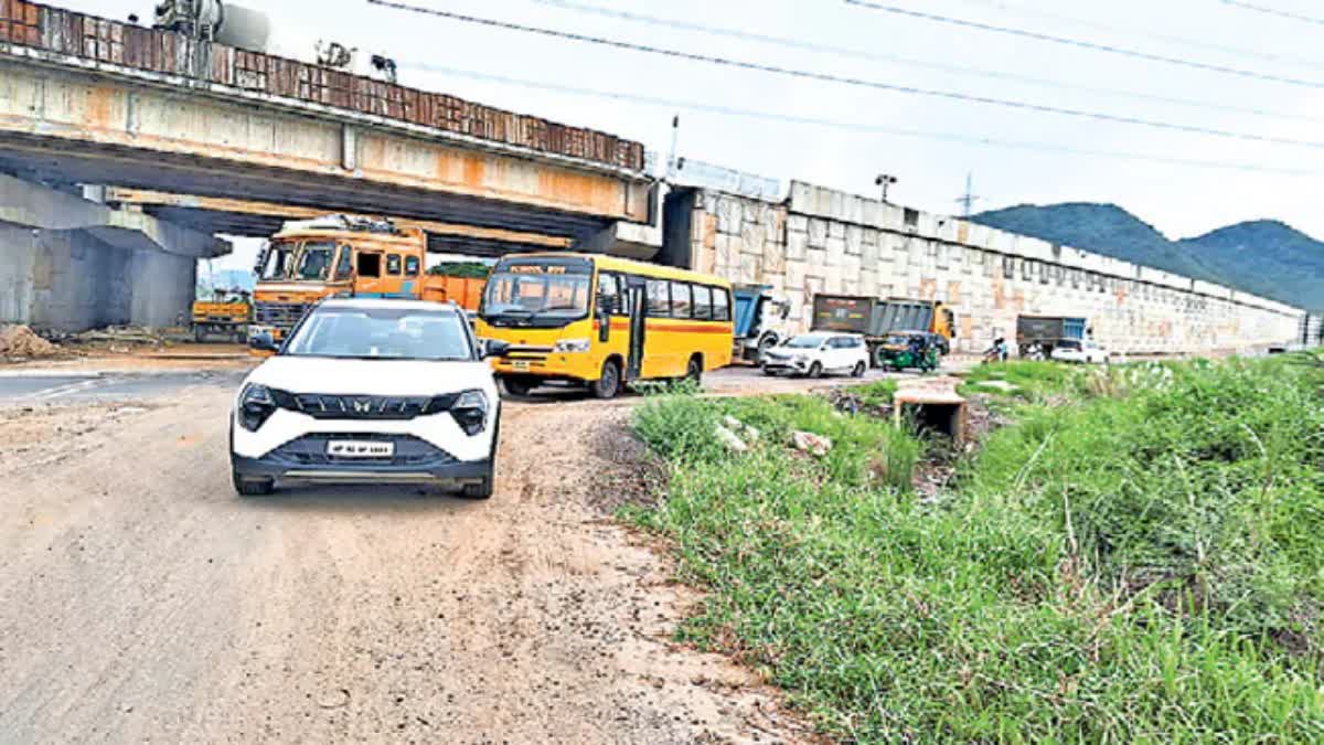 Dangers Posed in Vijayawada Bypass Due To Incomplete Works