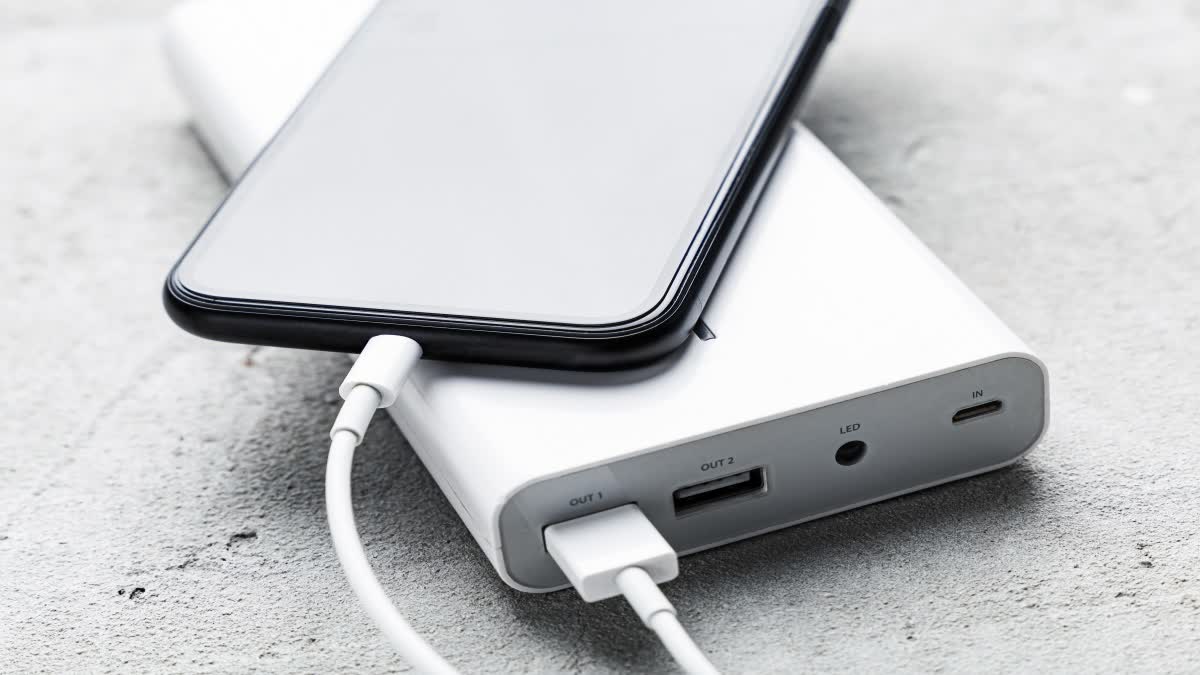 POWER BANKS BANNED ON FLIGHTS