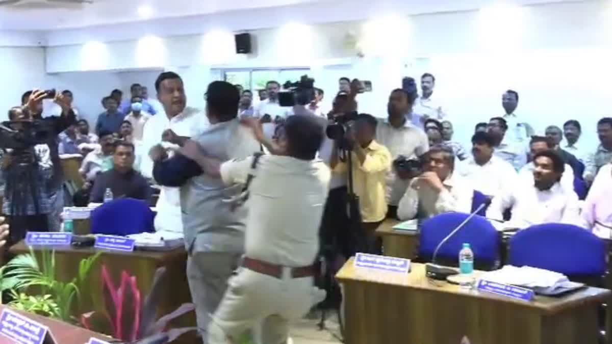 BIDAR  MLA SIDDU PATIL  MLC BHIMARAO PATIL  KDP MEETING