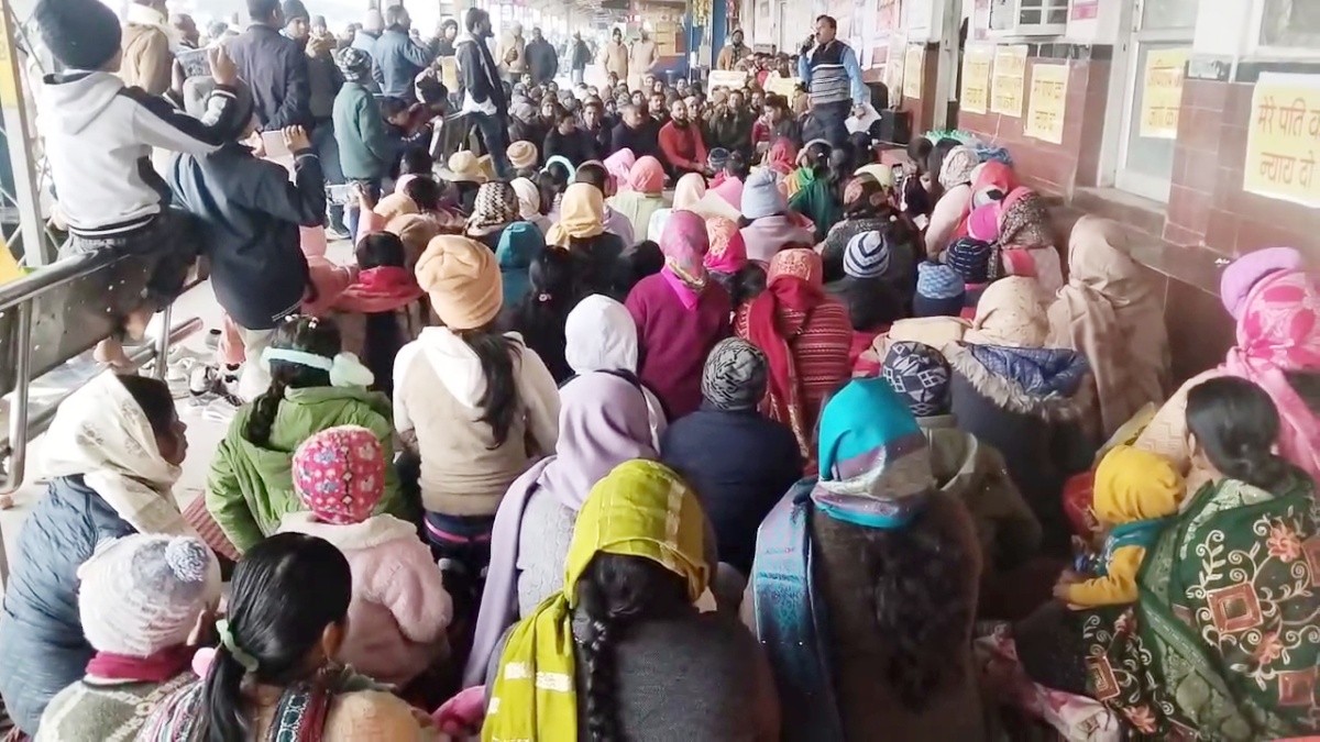 strike at Muzaffarpur Junction