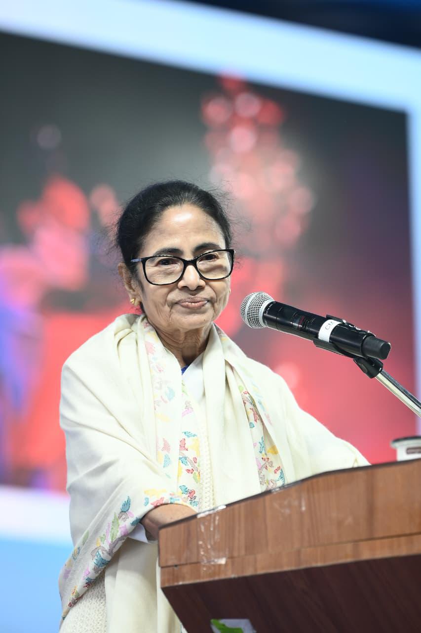 MAMATA BANERJEE ON SIR