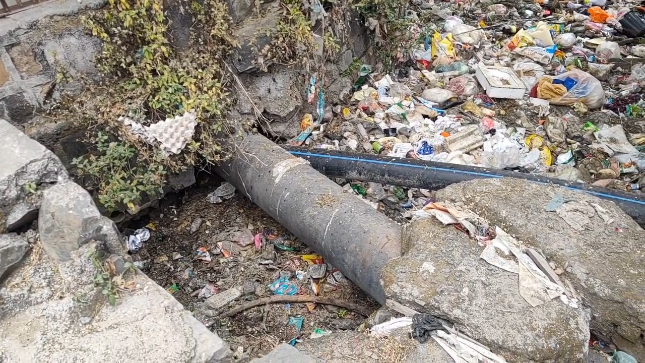 Ratlam Sewerage pipelines